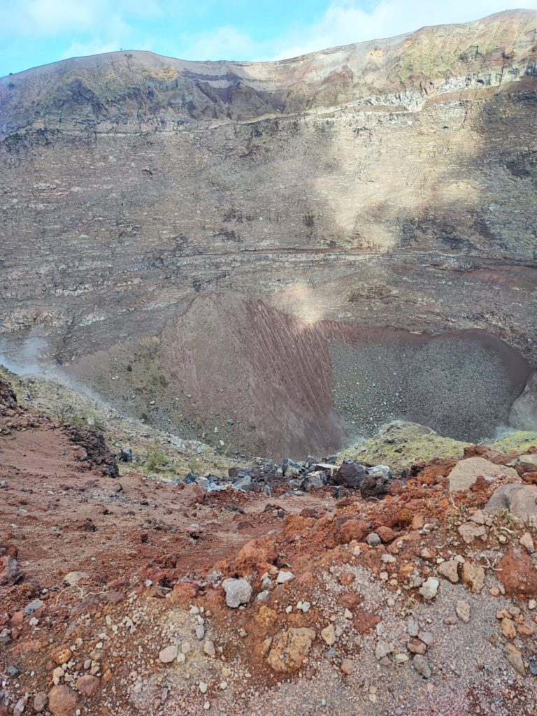 везувий кратер