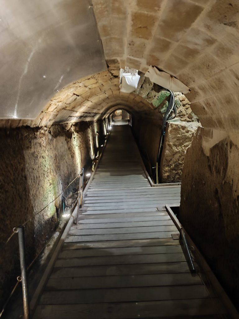 Тайные тоннели ордена Тамплиеров в Акко