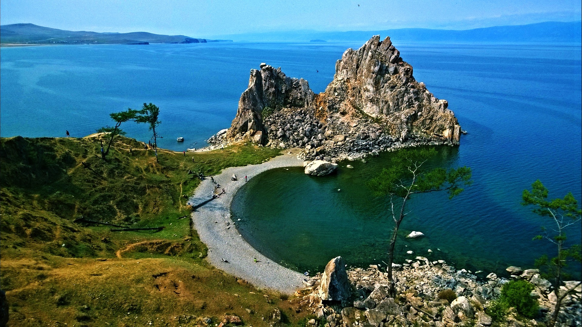 Самые популярные у туристов острова Байкала